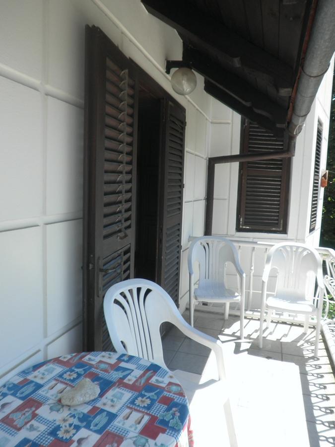 Valcsics Villa Panzio Pécs Exterior foto